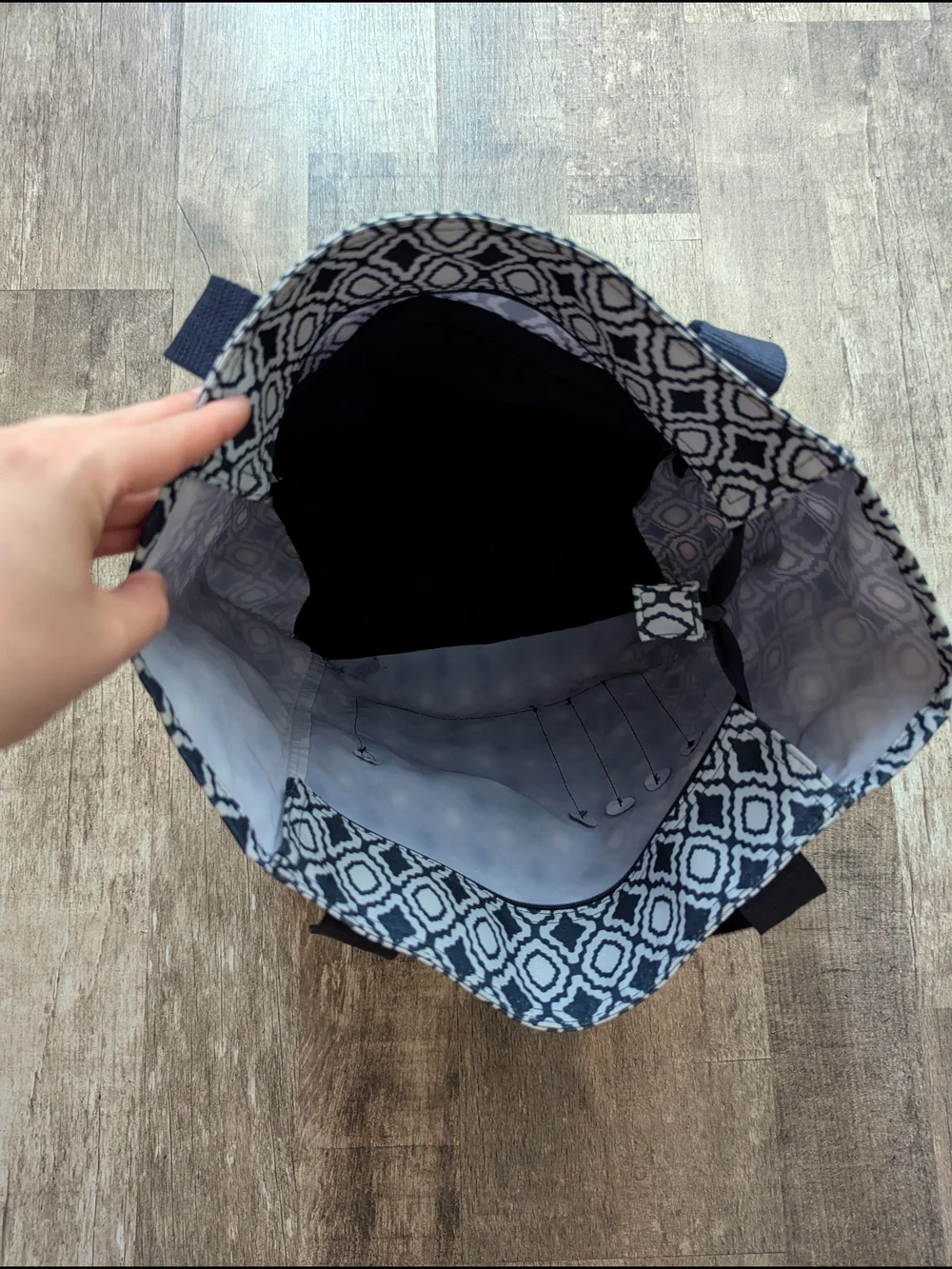 Thirty-one Navy And White Geometric Canvas Tote